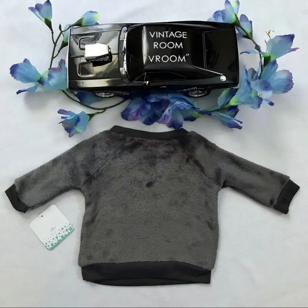 Disney Baby NWT Pullover Soft Sherpa Top Babies 0-3 Months